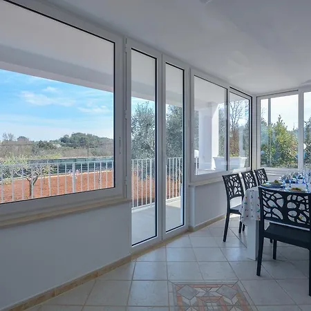 Afrodite Villa